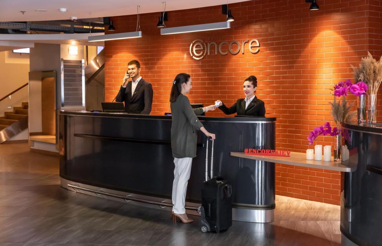 Ramada Encore Kiev Luaran gambar