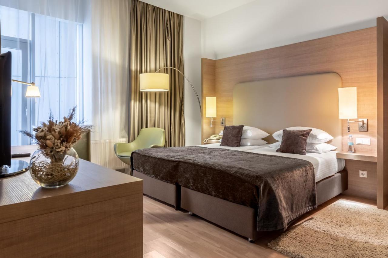 Ramada Encore Kiev Luaran gambar