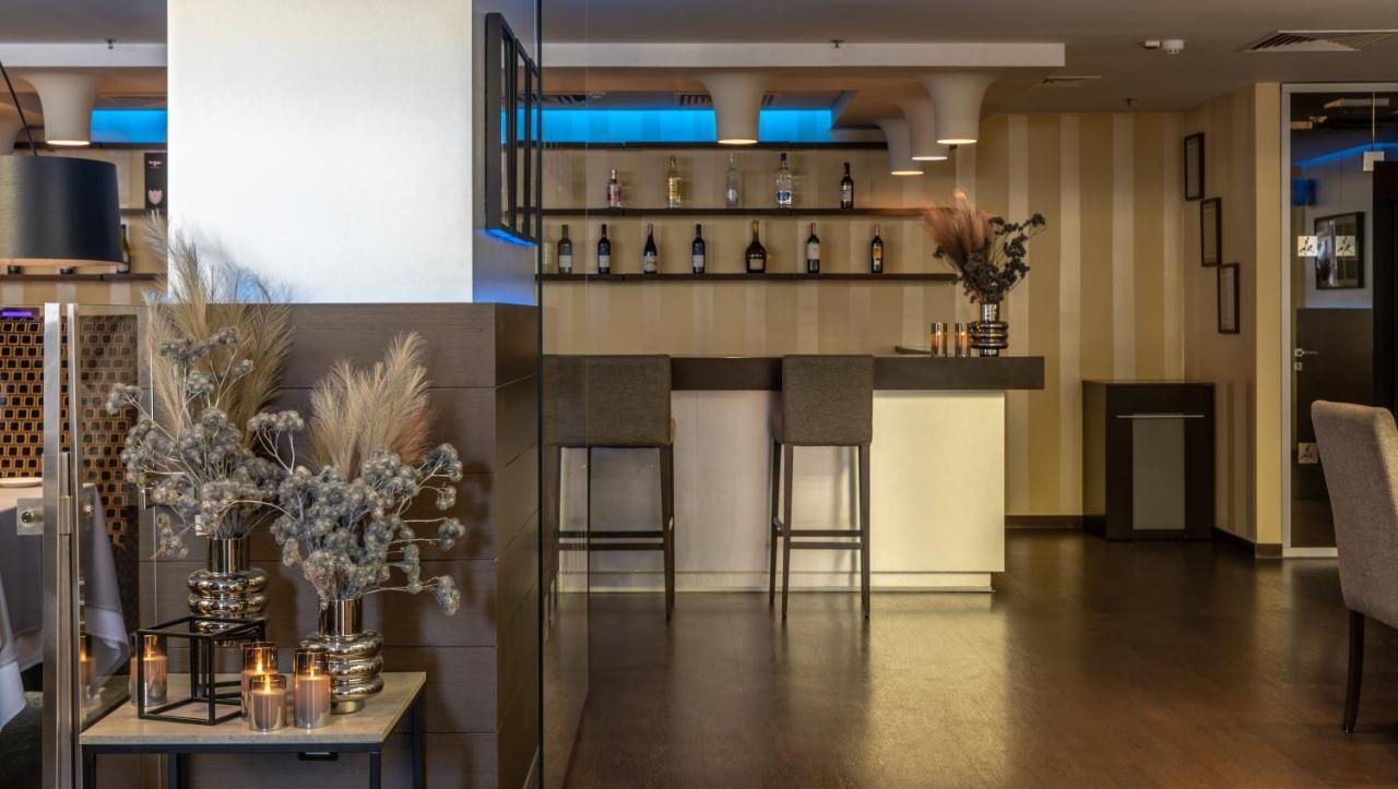 Ramada Encore Kiev Luaran gambar