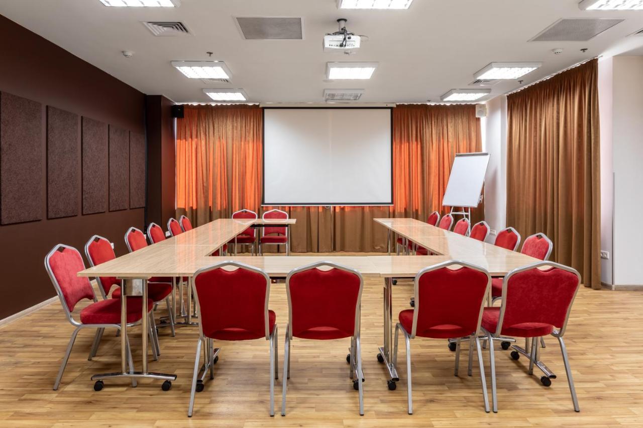 Ramada Encore Kiev Luaran gambar