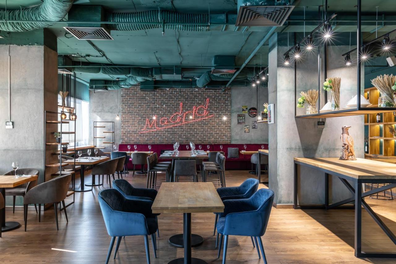 Ramada Encore Kiev Luaran gambar