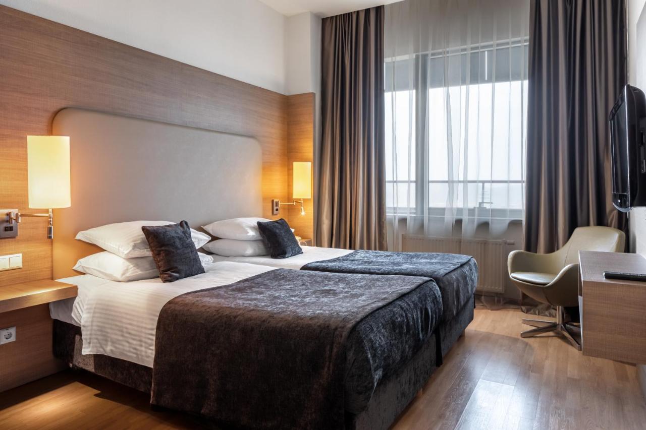 Ramada Encore Kiev Luaran gambar