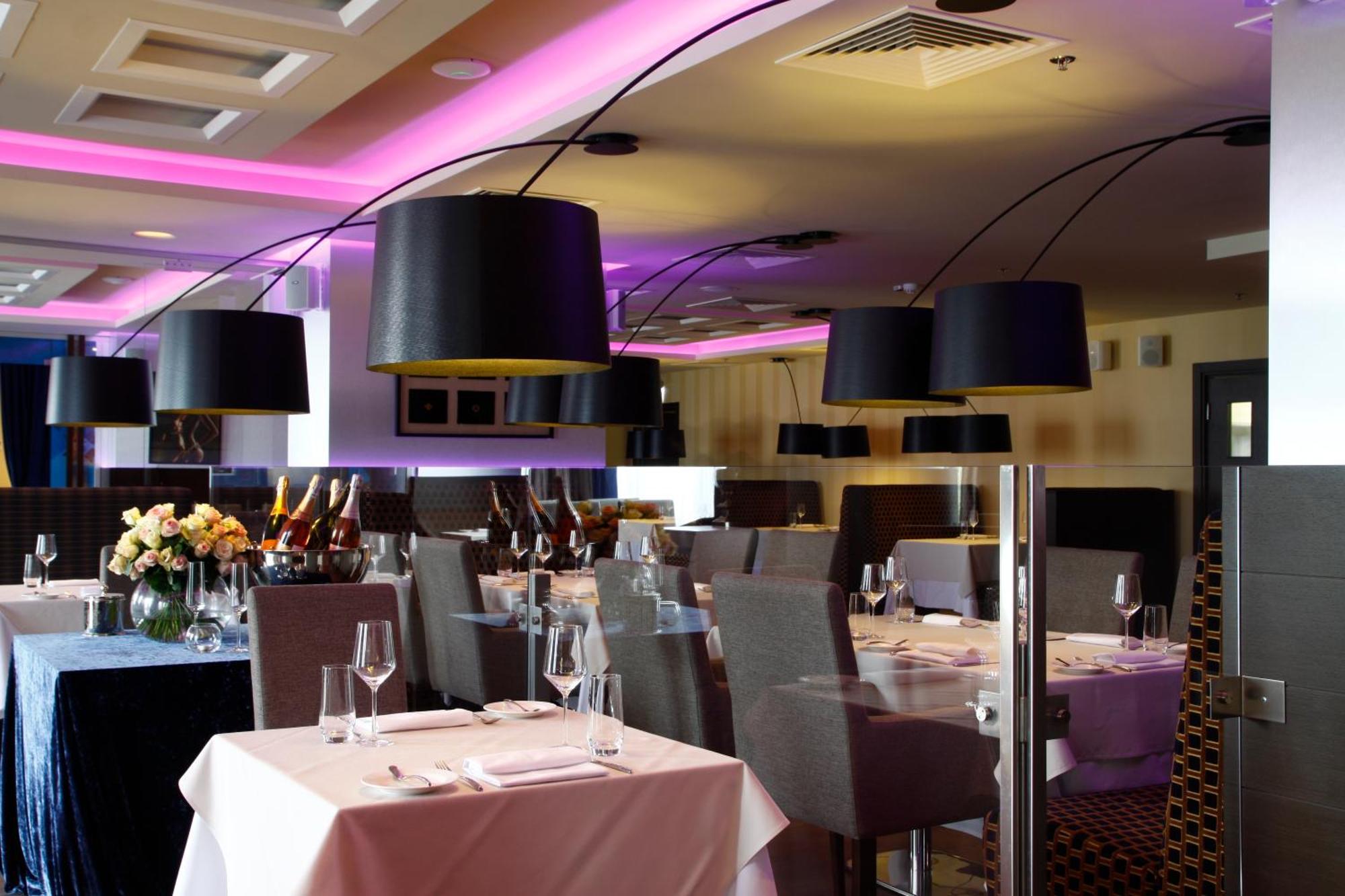 Ramada Encore Kiev Luaran gambar