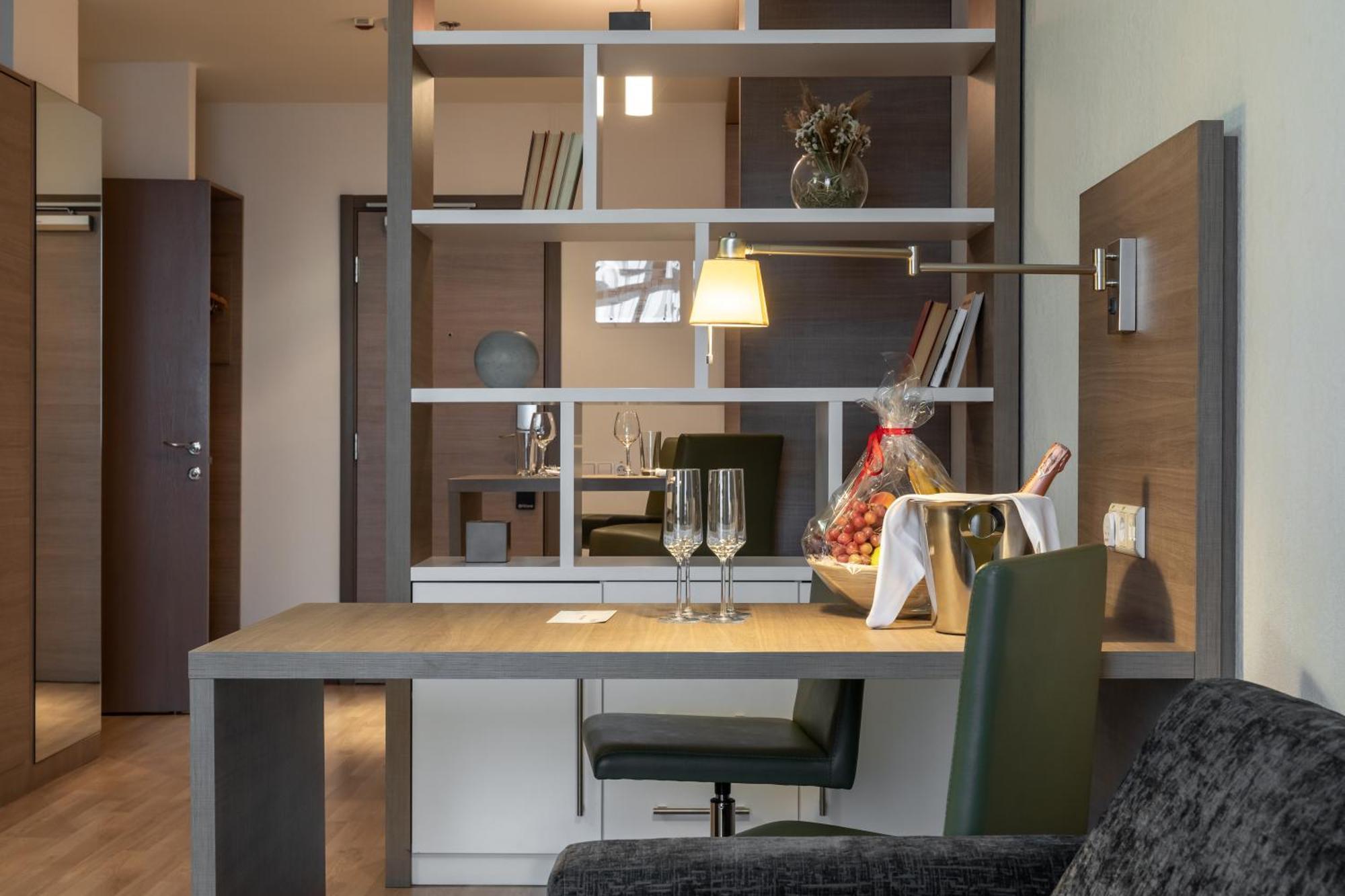 Ramada Encore Kiev Bilik gambar