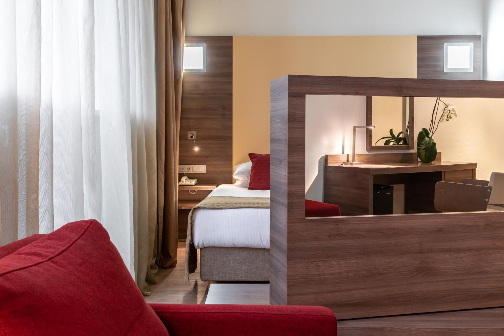 Ramada Encore Kiev Bilik gambar