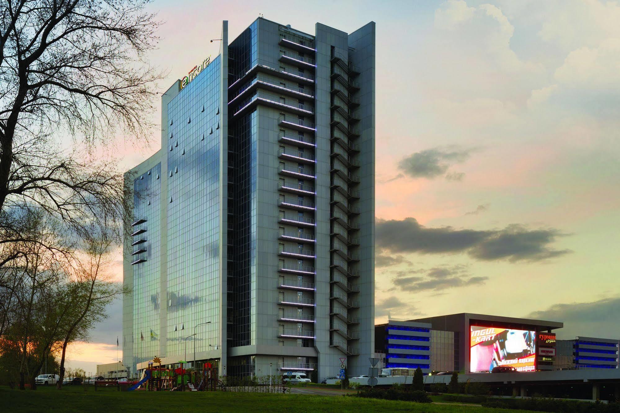 Ramada Encore Kiev Luaran gambar