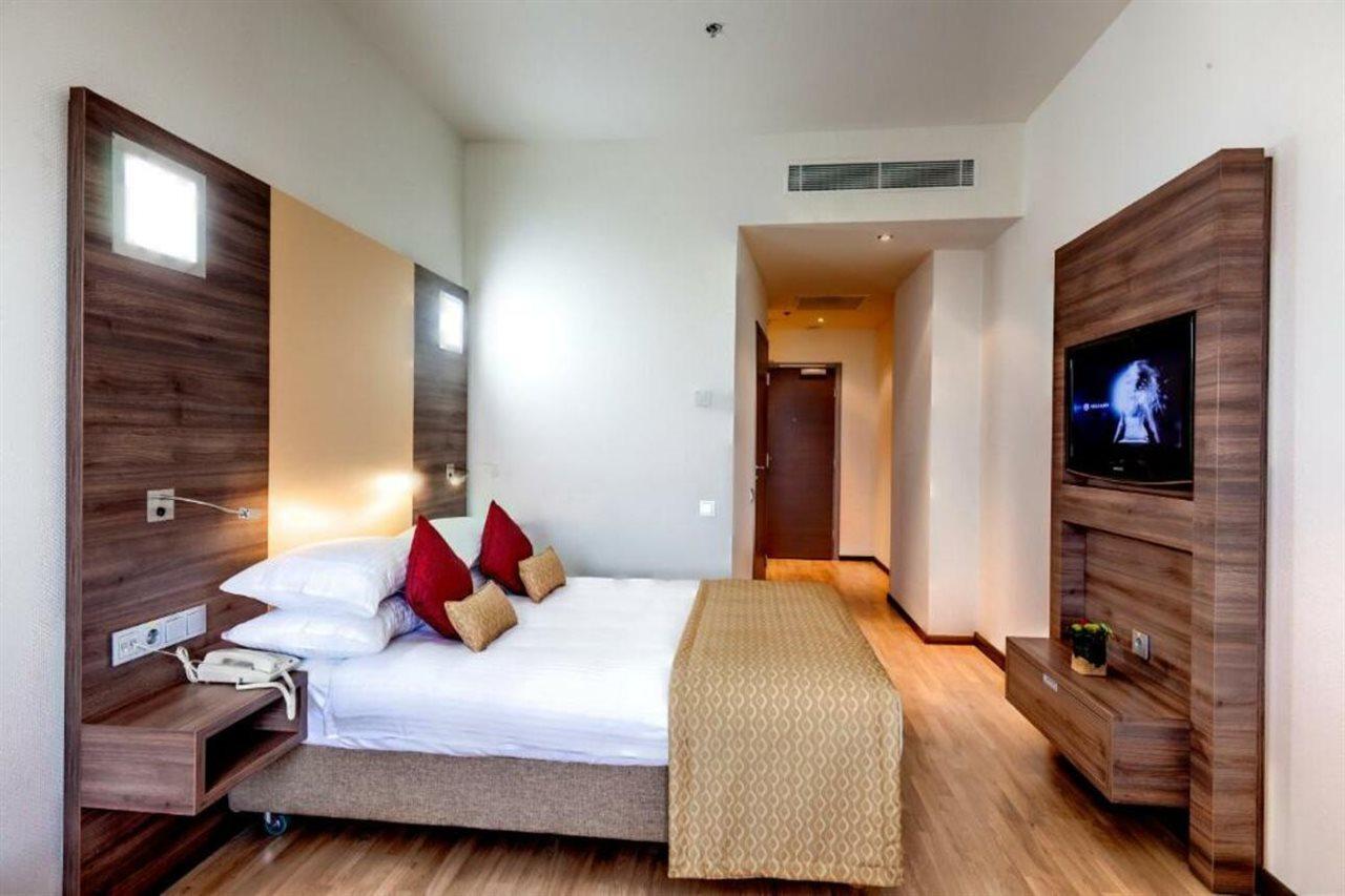 Ramada Encore Kiev Luaran gambar